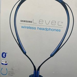 Samsung Level U wireless headphones